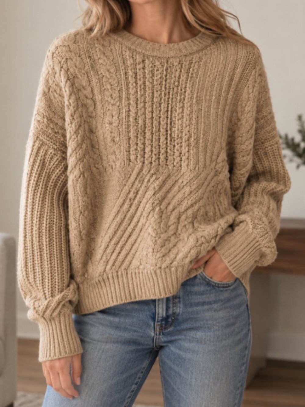 Old Navy Beige Knit Sweater – Size Small